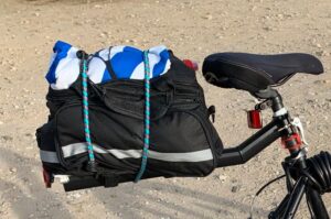 Τι χρειάζεται πραγματικά μια αρχάρια ποδηλάτισσαΟ βασικός εξοπλισμός που αξίζει να αγοράσεις πρώτα